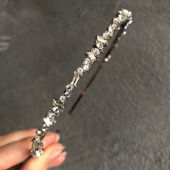 Sparkling Headband - Picture 3 of 3